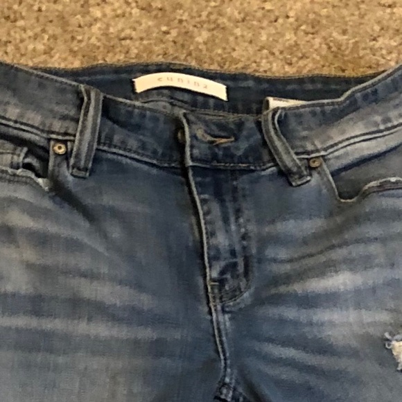 Distressed skinny jeans - Picture 4 of 6